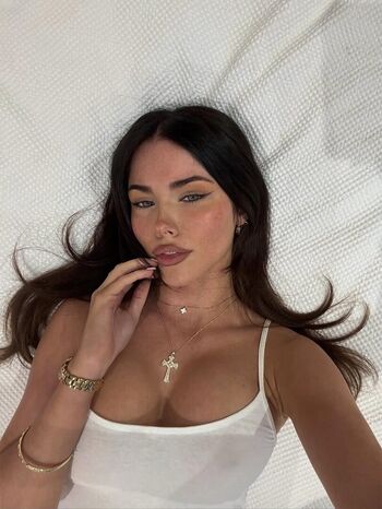 🔥 Clarissa bea page leaked private photo uncensored full