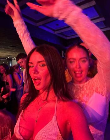 🔥 Clarissa bea leaked private photo uncensored full