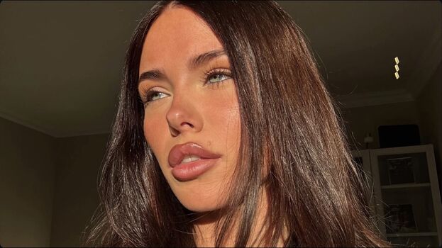 🔥 Clarissa bea leaked private photo uncensored full