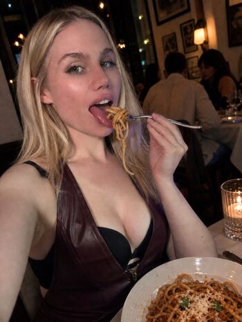 🔥 Colette cherry  page leaked private photo uncensored full