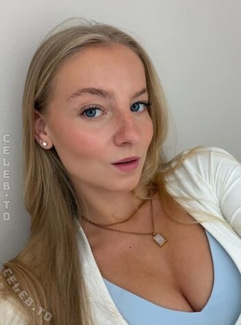 🔥 Coliendk page leaked private photo uncensored full