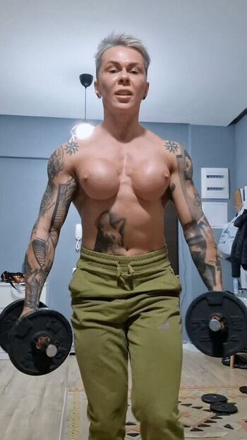 🔥 Crazyxbody  page leaked private photo uncensored full