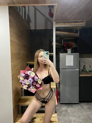 🔥 Crystallandysh page leaked private photo uncensored full