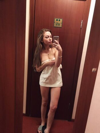 🔥 Crystallandysh page leaked private photo uncensored full