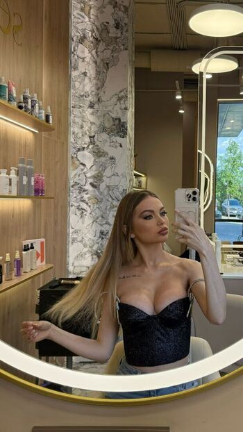 🔥 Crystallandysh page leaked private photo uncensored full