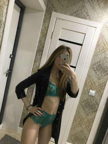 🔥 Crystallandysh page leaked private photo uncensored full