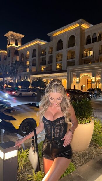 🔥 Crystallandysh page leaked private photo uncensored full