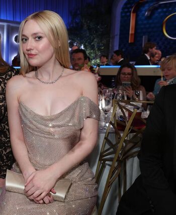 🔥 Dakota fanning page leaked private photo uncensored full