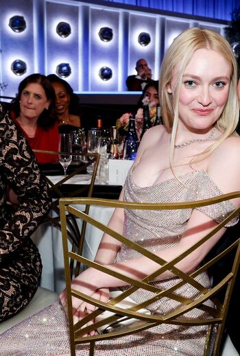 🔥 Dakota fanning page leaked private photo uncensored full