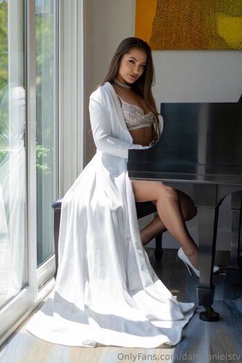 🔥 Dani daniels  page leaked private photo uncensored full