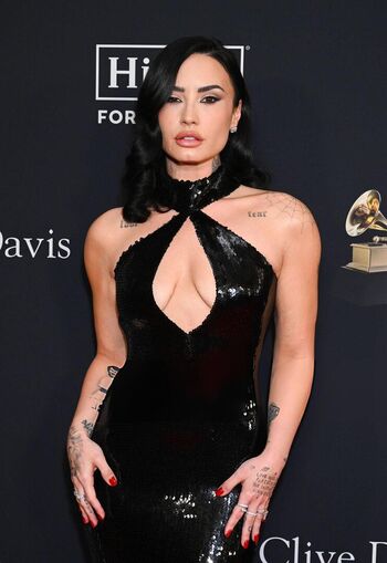 🔥 Demi lovato page leaked private photo uncensored full