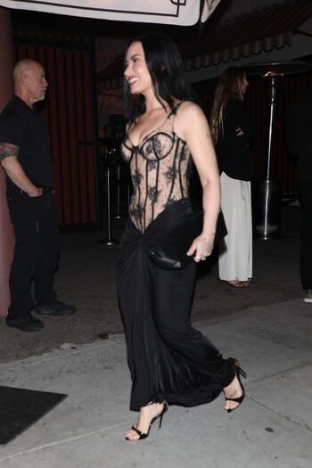 🔥 Demi lovato page leaked private photo uncensored full