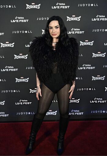 🔥 Demi lovato page leaked private photo uncensored full