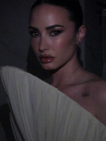 🔥 Demi lovato page leaked private photo uncensored full