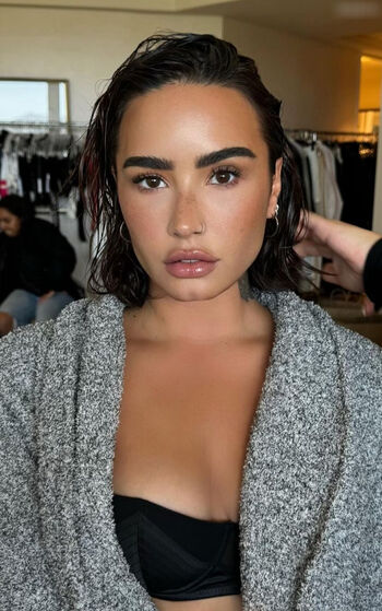 🔥 Demi lovato page leaked private photo uncensored full