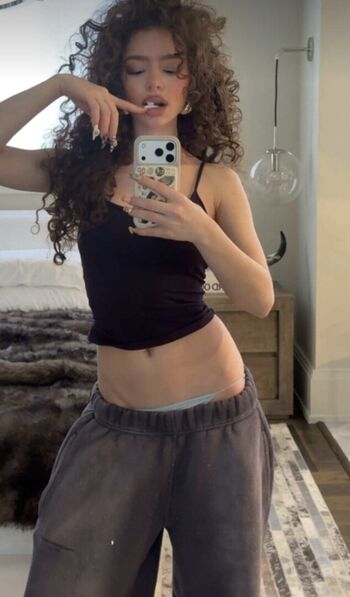 🔥 Demitra kalogeras page leaked private photo uncensored full