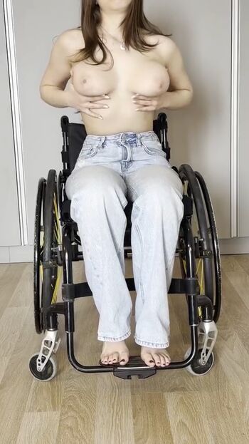 🔥 Disabled girls page leaked private photo uncensored full