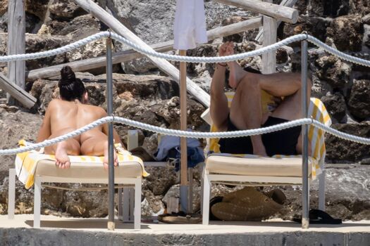 🔥 Dua lipa  page leaked private photo uncensored full