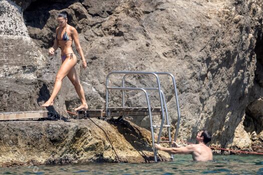🔥 Dua lipa  page leaked private photo uncensored full