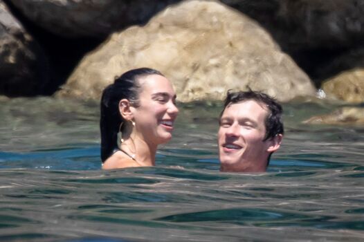 🔥 Dua lipa  page leaked private photo uncensored full