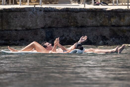 🔥 Dua lipa  page leaked private photo uncensored full