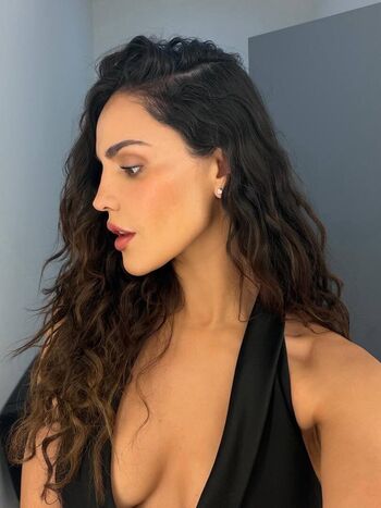 🔥 Eiza gonzalez  page leaked private photo uncensored full