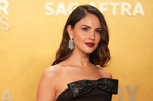 🔥 Eiza gonzalez  page leaked private photo uncensored full