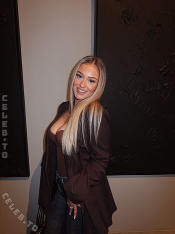 🔥 Elianabajrami leaked private photo uncensored full