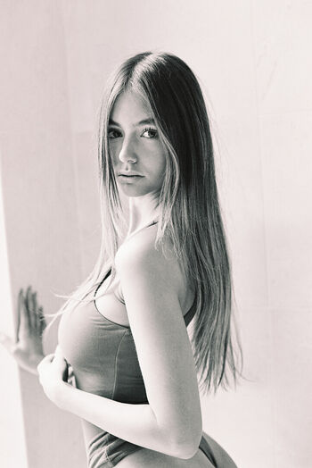 🔥 Ella cervetto  page leaked private photo uncensored full