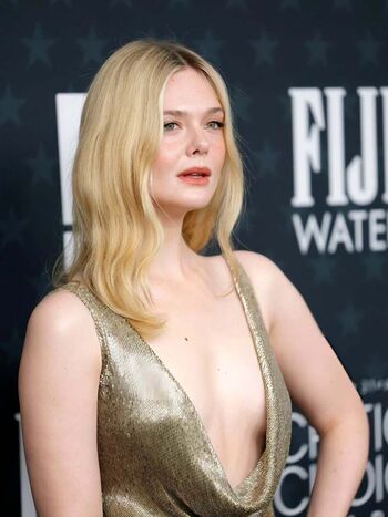 🔥 Elle fanning page leaked private photo uncensored full