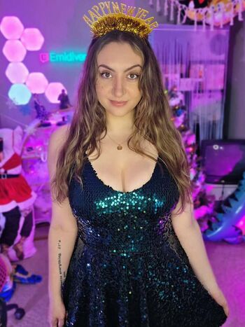 🔥 Emidivergent page leaked private photo uncensored full