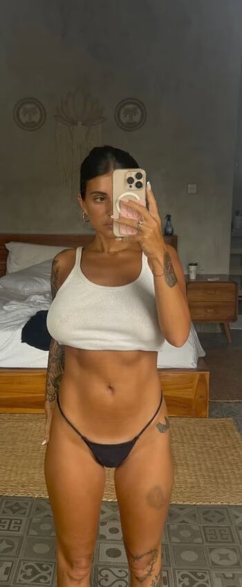 🔥 Emiiby leaked private photo uncensored full