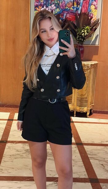 🔥 Emilly schellmann page leaked private photo uncensored full