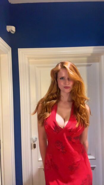 🔥 Emily deyt aysage leaked private photo uncensored full