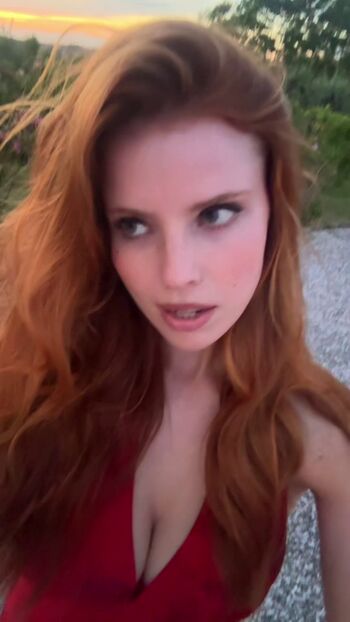 🔥 Emily deyt aysage leaked private photo uncensored full
