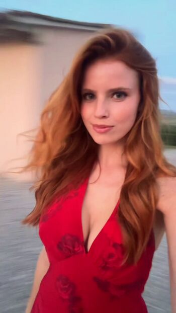 🔥 Emily deyt aysage leaked private photo uncensored full