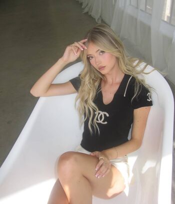 🔥 Emily dobson page leaked private photo uncensored full