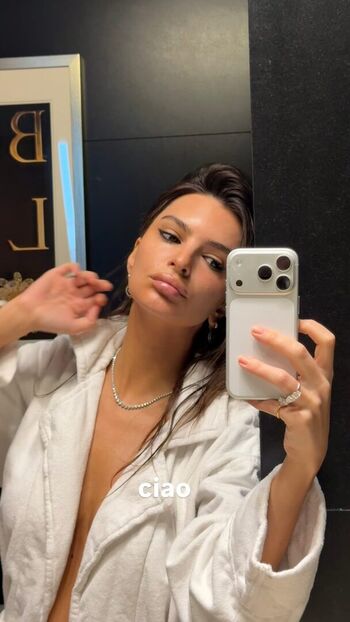🔥 Emily ratajkowski  page leaked private photo uncensored full