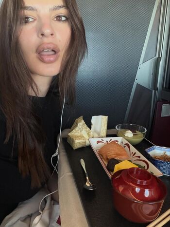 🔥 Emily ratajkowski  page leaked private photo uncensored full