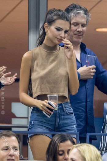 🔥 Emily ratajkowski  page leaked private photo uncensored full