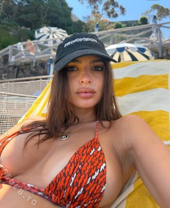 🔥 Emily ratajkowski  page leaked private photo uncensored full