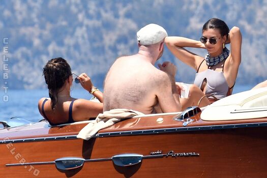 🔥 Emily ratajkowski  page leaked private photo uncensored full