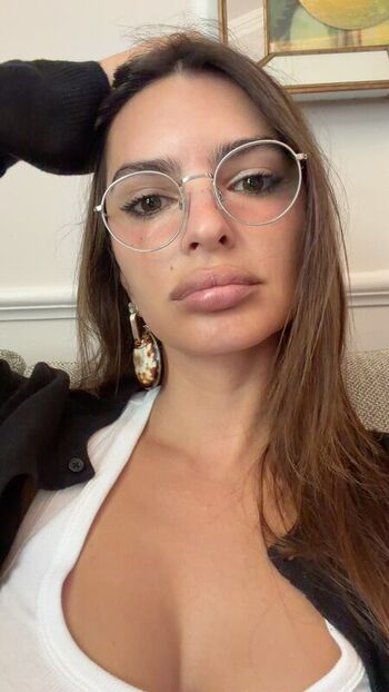🔥 Emily ratajkowski  page leaked private photo uncensored full
