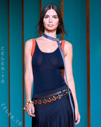 🔥 Emily ratajkowski  page leaked private photo uncensored full