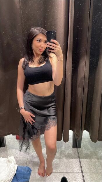 🔥 Emilyyfloress leaked private photo uncensored full