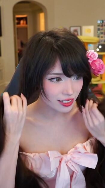 🔥 Emiru  page leaked private photo uncensored full