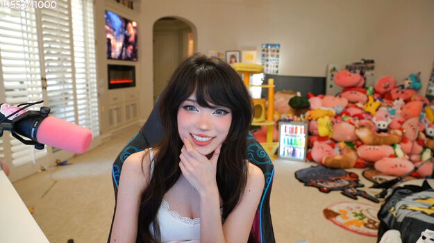 🔥 Emiru  page leaked private photo uncensored full
