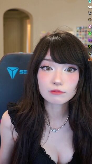🔥 Emiru  page leaked private photo uncensored full