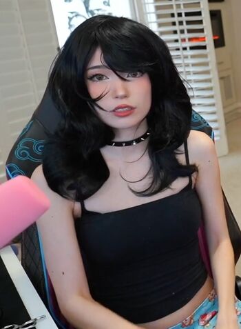 🔥 Emiru  page leaked private photo uncensored full