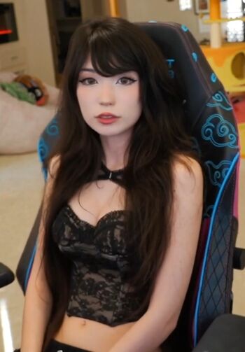 🔥 Emiru  page leaked private photo uncensored full